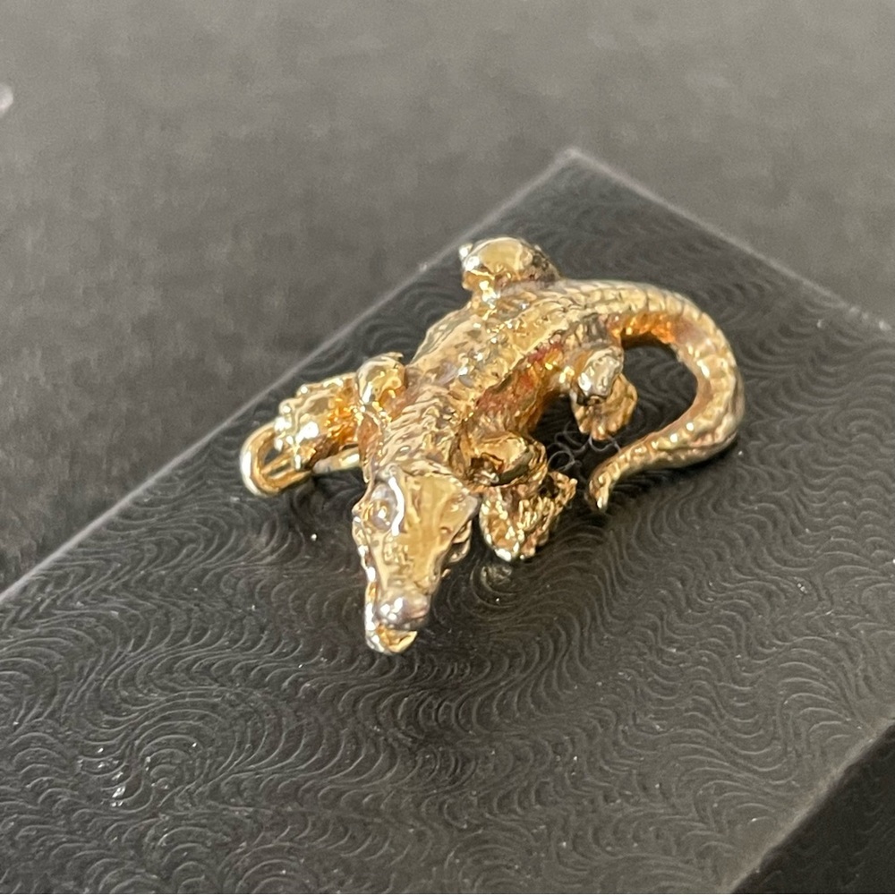 *SOLD* Rare Vintage Gold Vermeil Alligator Crocodile Lizard Reptile Brooch Pin - Picture 5 of 14